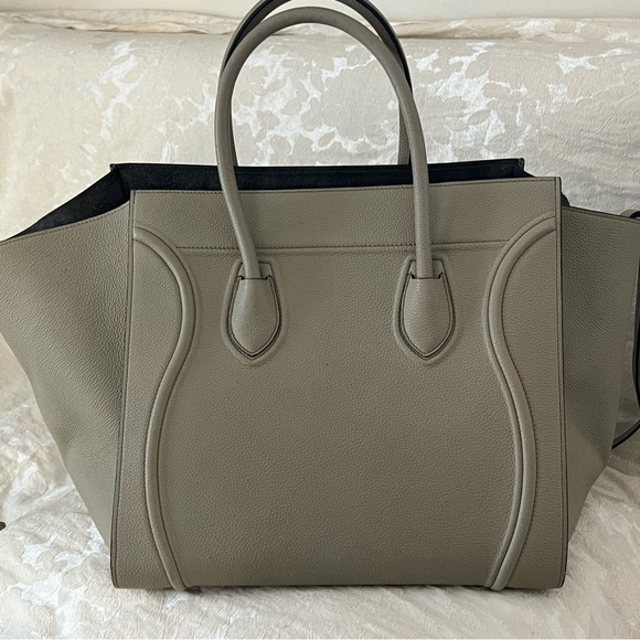 Celine Phantom Médium Quartz Calfskin Handbag with Suede inner lining - Picture 4 of 9